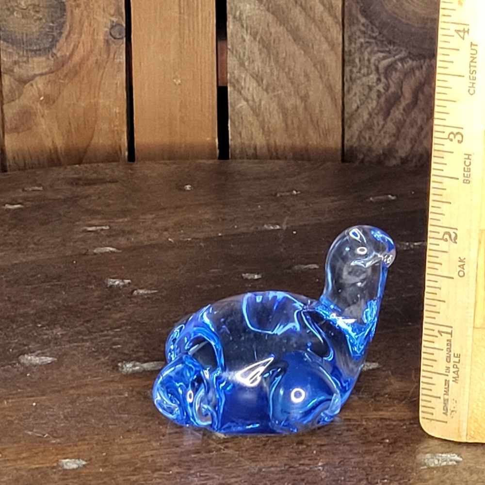 Blue Glass Turtle Figurine - Picture 10 of 13
